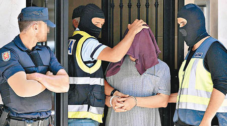 西班牙警方曾在國內拘捕為IS招募成員的人士。