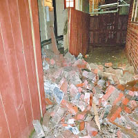 威靈頓有民居損毀嚴重。
