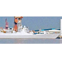 中國新造052D艦117西寧艦已經刷號。（互聯網圖片）