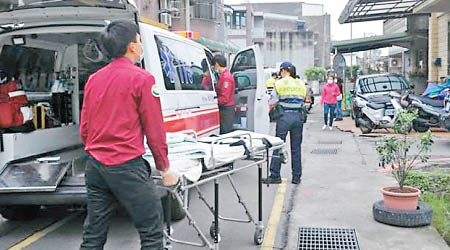 濫用救護車嚴重，阻礙緊急救援。（互聯網圖片）