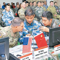 中美兩軍在昆明舉行人道主義救援減災聯合實兵演練。（中新社圖片）