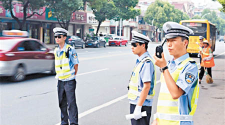 輔警履行職責的行為後果，將由所屬公安機關承擔。