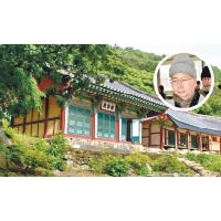 法院裁定當局要把該座觀音像交給浮石寺，圓圖為浮石寺住持圓牛。