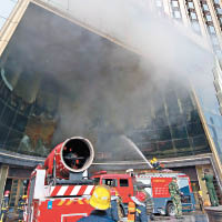 酒店火警疑由裝修工程引起。（中新社圖片）