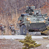 美軍裝甲部隊參加美韓軍演。