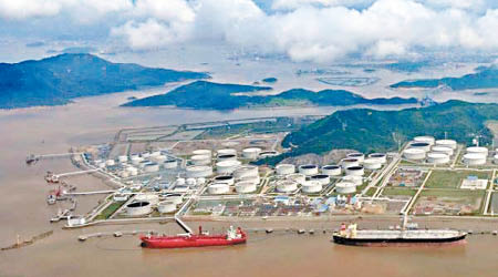 中國持續興建戰略石油儲備基地，圖為舟山石油儲備基地。（互聯網圖片）
