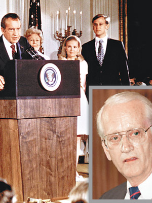 水門事件致尼克遜（左）下台。小圖：威廉˙塞申斯是首位被革職的FBI局長。