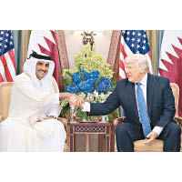 卡塔爾國王（左）早前與特朗普會晤。