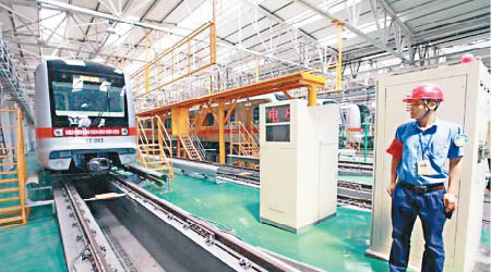 內地首條無人駕駛地鐵線，北京燕房線展開調試。
