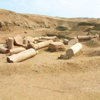塔尼斯陵墓中（圖）的陪葬品或就是所羅門王的寶藏。（互聯網圖片）