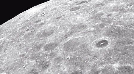 月球可能蘊含大量水分。（資料圖片）