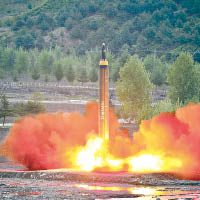 北韓威脅以「火星12型」導彈攻擊關島。（資料圖片）
