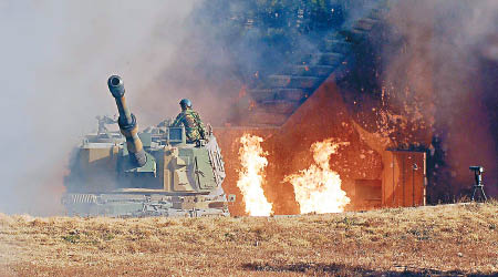 軍人在使用K-9自走炮時出事。（資料圖片）