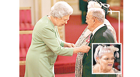疑犯養母佩內洛普與夫曾獲英女王頒授勳銜。