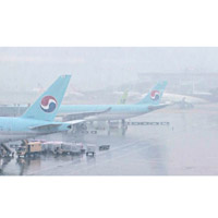 受濃霧影響，仁川機場的能見度甚低。（互聯網圖片）