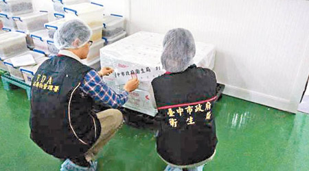 糖果廠被揭發用過期配料，問題產品需下架回收。（資料圖片）