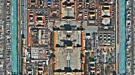 北京故宮<br>從高空俯瞰，北京故宮金碧輝煌。（互聯網圖片）