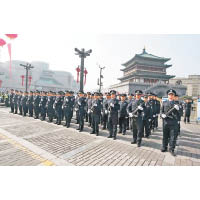 西安警方在全市開展掃黑除惡誓師暨宣傳活動。（互聯網圖片）