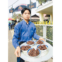 售賣狗肉的餐廳在越南隨處可見。（資料圖片）