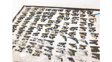 一次過起出逾百支走私槍為台灣近年罕見。（互聯網圖片）