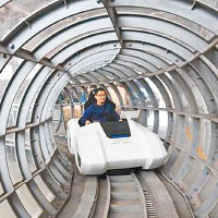 西南交通大學為進行實驗，搭建了真空管道超高速磁懸浮列車環形實驗線平台。