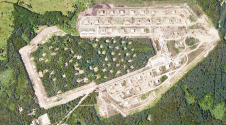 衞星圖片顯示俄軍有新建設。（互聯網圖片）