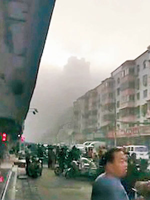 開封市的所謂「海市蜃樓」奇觀，原來與大霧有關。