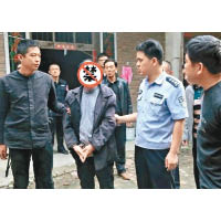 王男被警方拘捕。（互聯網圖片）