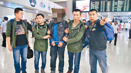 陸男早前被警方押返南京歸案。