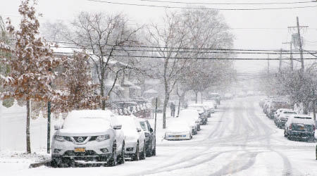 紐約於今年迎來首場降雪。