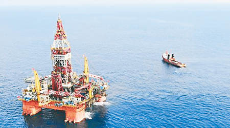 中華在東海建有採油裝置設備。（資料圖片）