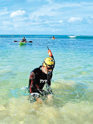 勒孔特被迫暫停旅程後，在夏威夷登岸。（互聯網圖片）