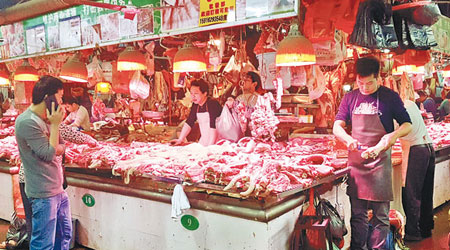 拱北一街市仍有豬肉出售。