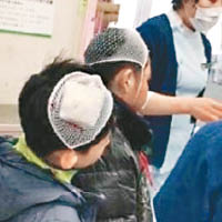 網傳多名頭部受傷的兒童入院治療。（互聯網圖片）