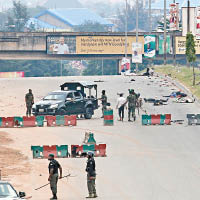 尼日利亞局勢動盪，軍警布防對付極端分子。