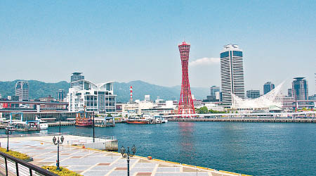 神戶市警方拘捕涉案女子。圖為神戶港。