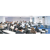 成均館大學是南韓知名學府。圖為學生上課情況。