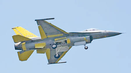 美國國務院批准對台灣提供F16V戰機的機師訓練與後勤支援。（互聯網圖片）