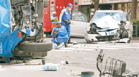 警方懷疑司機誤踏油門。（美聯社圖片）