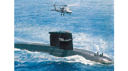 劍龍級潛艇具備發射魚叉導彈的能力。（互聯網圖片）