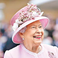英女王向警衞答稱她未有訂薄餅。（美聯社圖片）