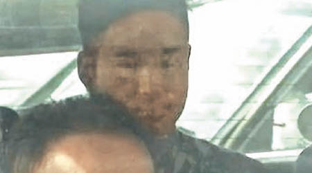 警方拘捕集團主腦加藤岳志。（電視畫面）