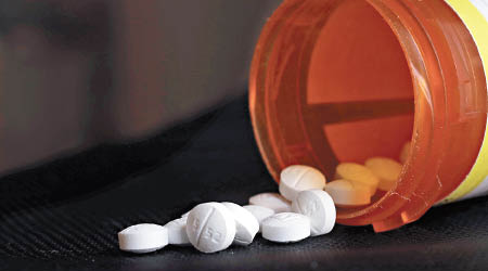製藥廠大幅增售鴉片類藥物。（美聯社圖片）