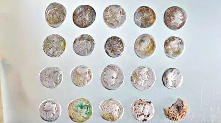 出土的錢幣屬古羅馬時期。