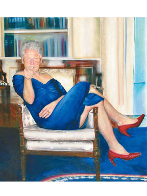 愛潑斯坦寓所懸掛克林頓穿裙扮女人的油畫。