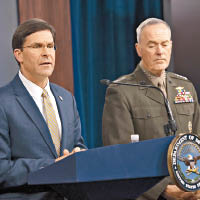 埃斯珀（左）指增兵可加強沙特的空中及導彈防禦。