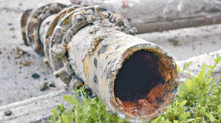 含鉛的水管可能會污染食水。（美聯社圖片）