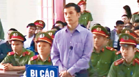 阮南星涉於Fb發布反國家貼文罪成獲刑。（電視畫面）
