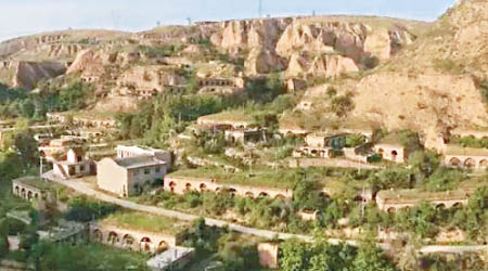 多個村落被迫成為「黑戶村」。