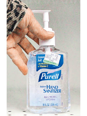 Purell聲稱旗下的消毒液能殺滅流感、伊波拉、金黃葡萄球菌等病毒。